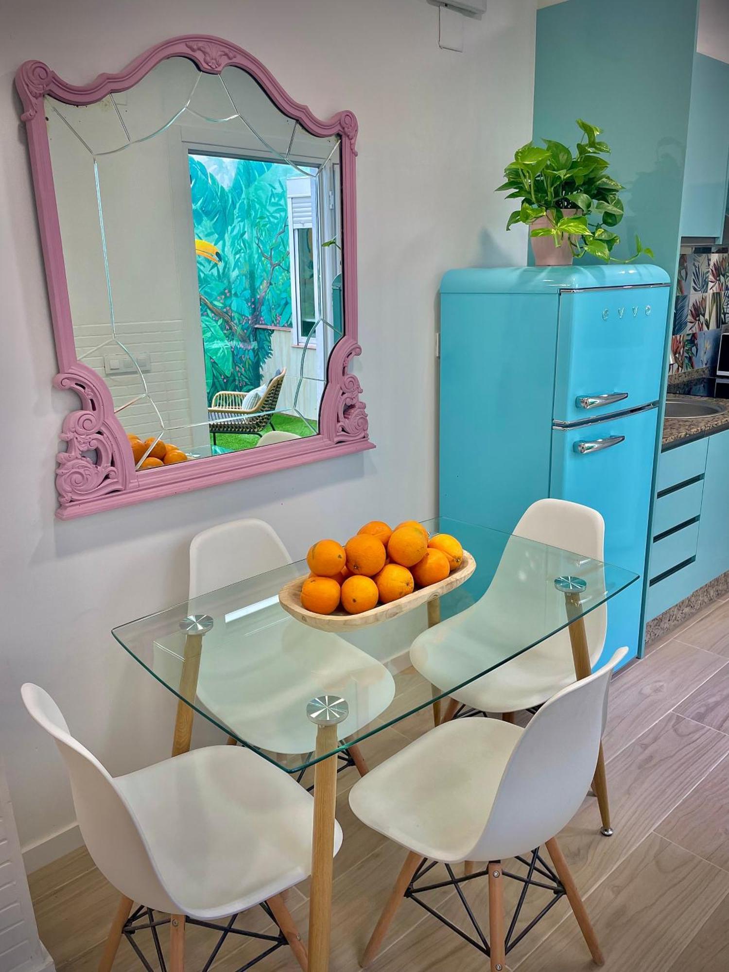 Artistic Flat Next To Ruzafa Welcome To The Jungle Valencia Luaran gambar